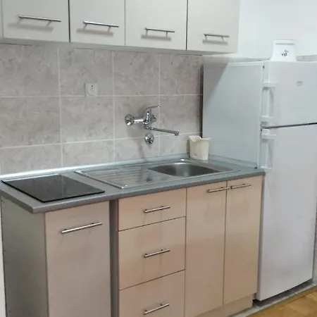 Ristic 6 Апартаменты